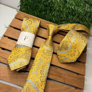 Gravata Floral Régis
