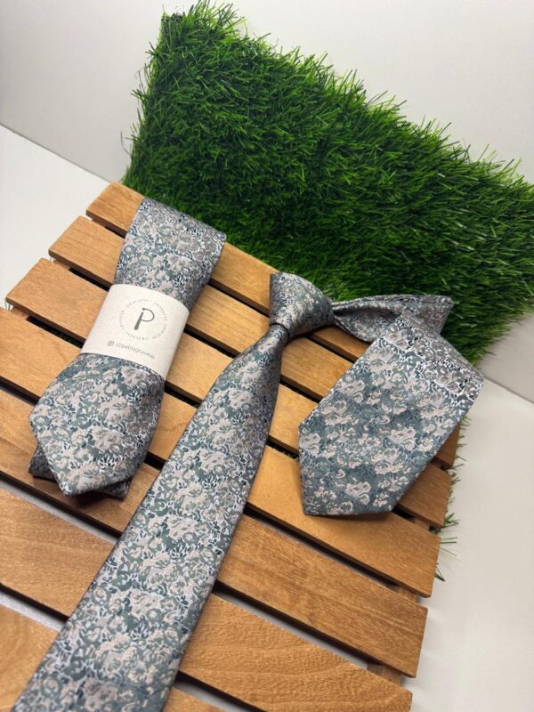 Gravata Floral Savoy
