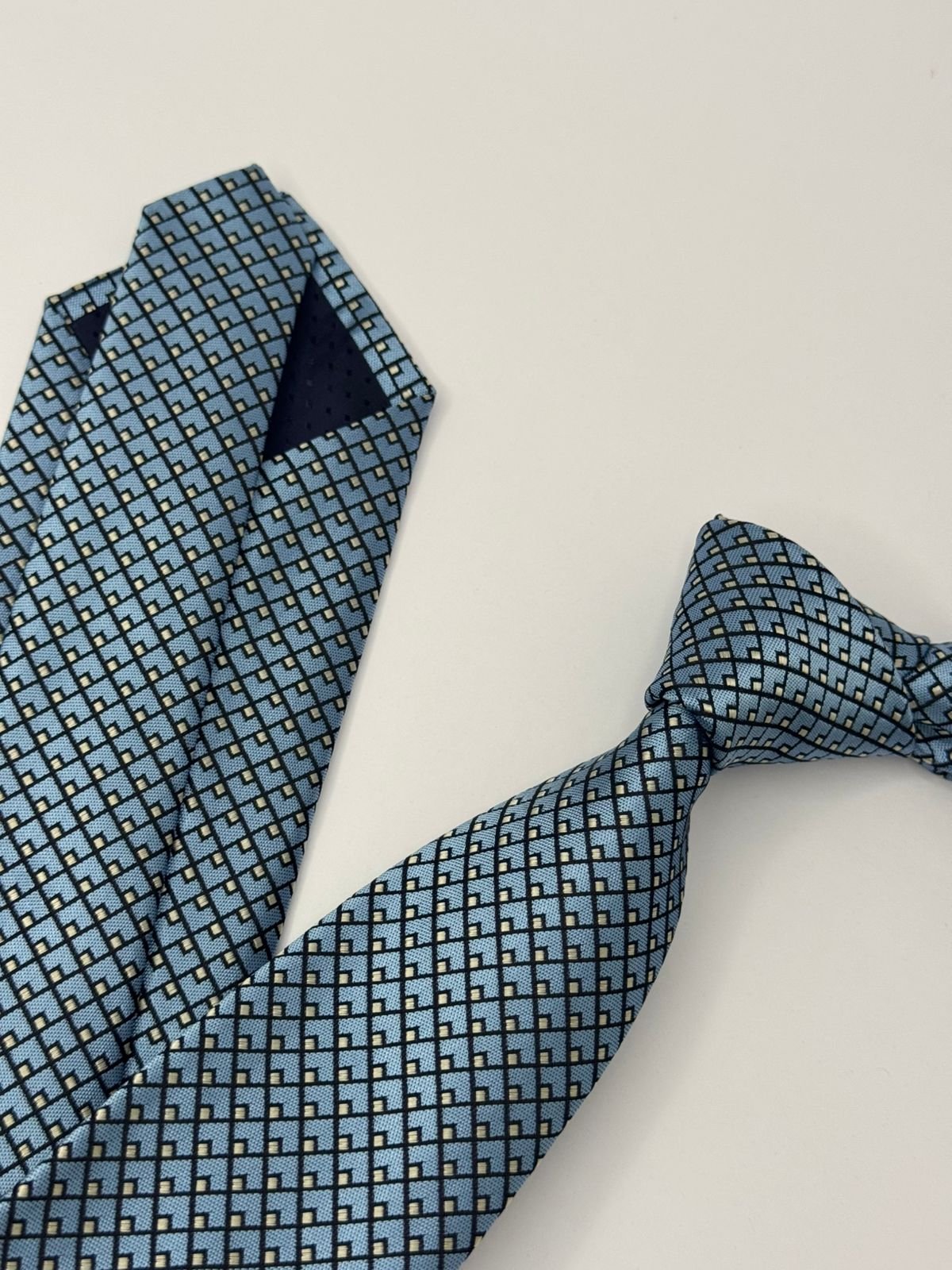 Gravata Gold XCIV - Imagem 2