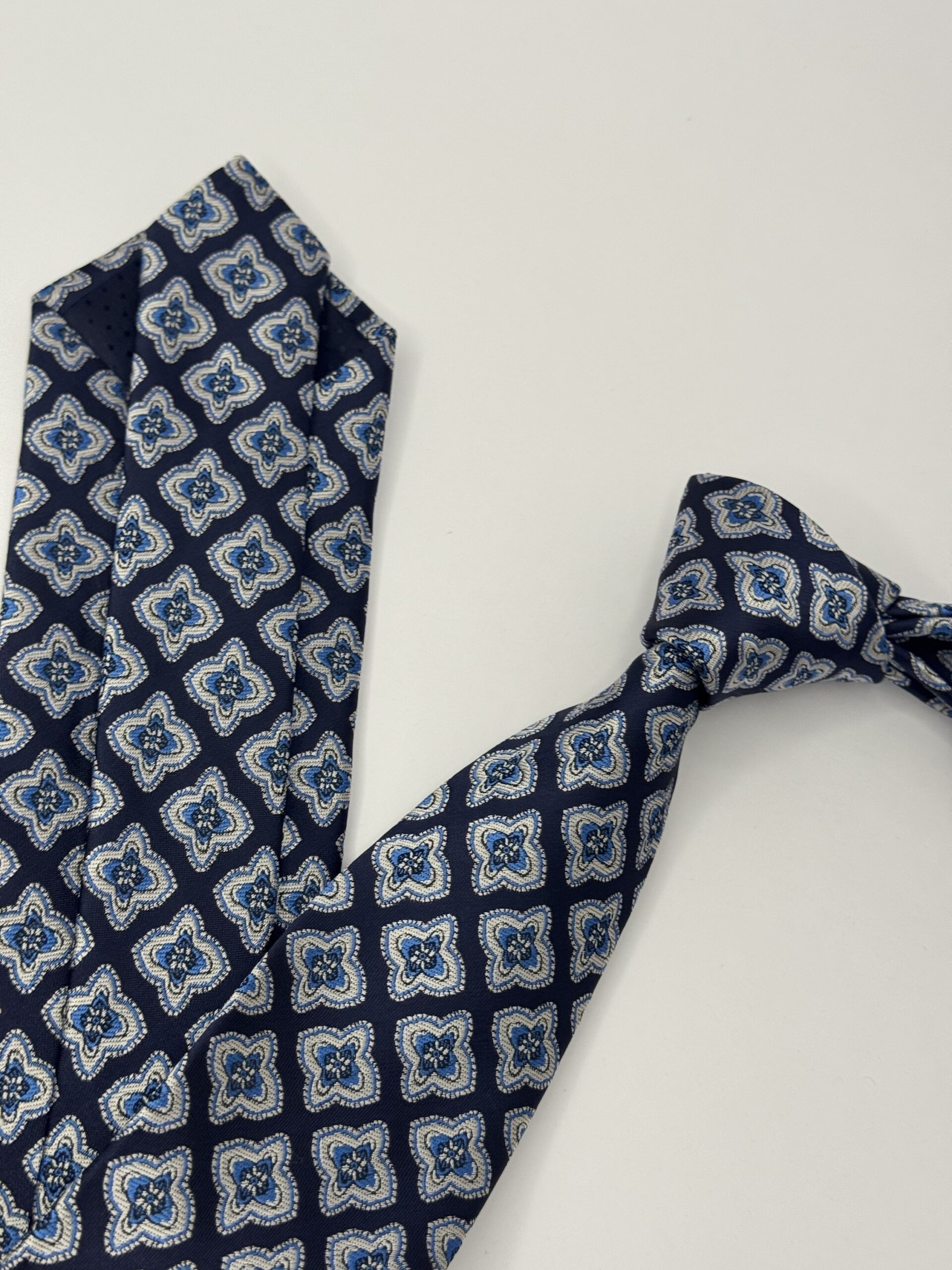 Gravata Gold XCVII - Imagem 2