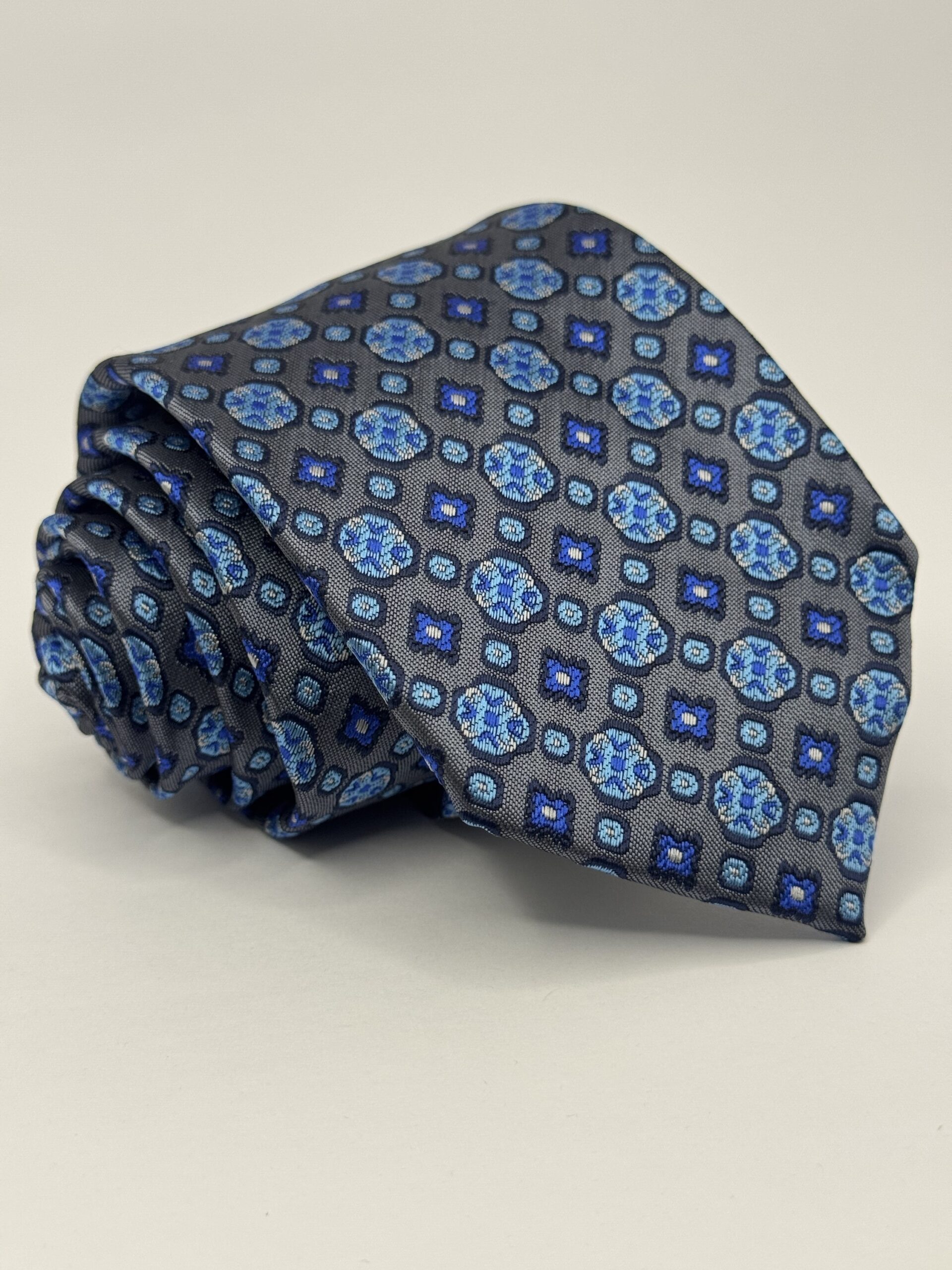 Gravata Gold LXXXIII